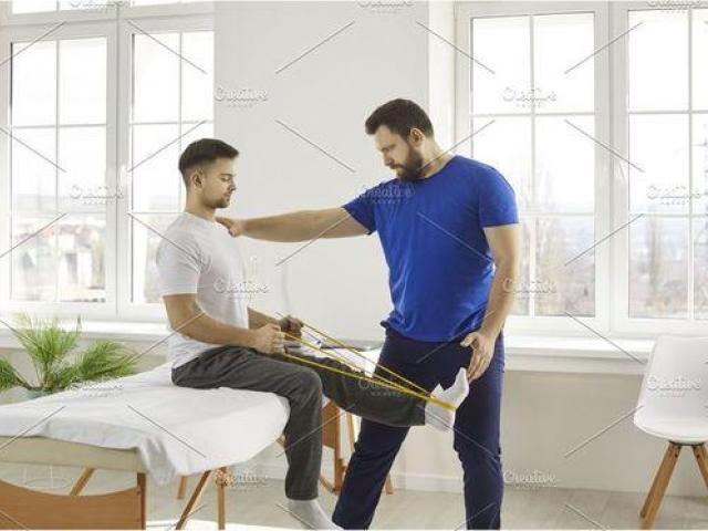 Best Physiotherapists At Your Door Step - 3/4